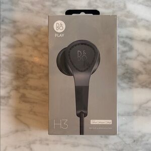 Bang & Olufsen H3 Black Headphones new sealed